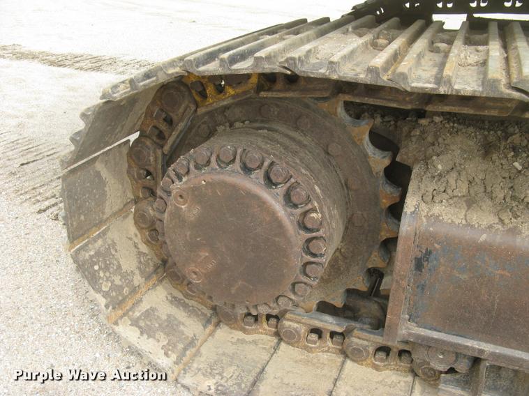 image for item L3869 2005 Caterpillar 330C L excavator