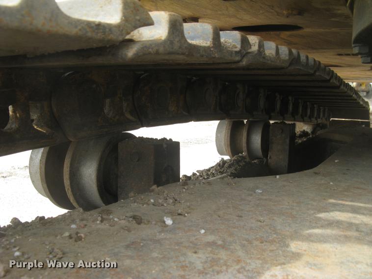 image for item L3869 2005 Caterpillar 330C L excavator