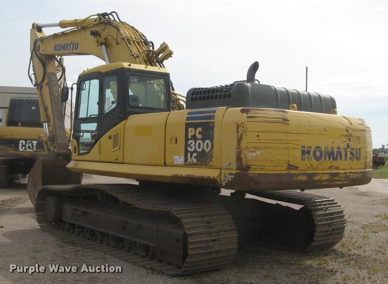 image for item L3870 2004 Komatsu PC300LC-7L excavator
