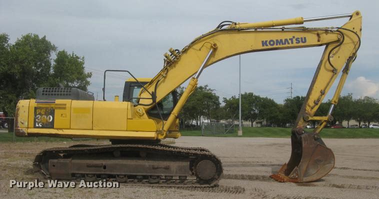 image for item L3870 2004 Komatsu PC300LC-7L excavator