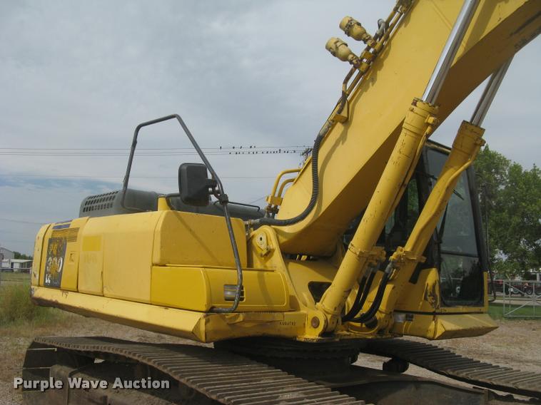 image for item L3870 2004 Komatsu PC300LC-7L excavator