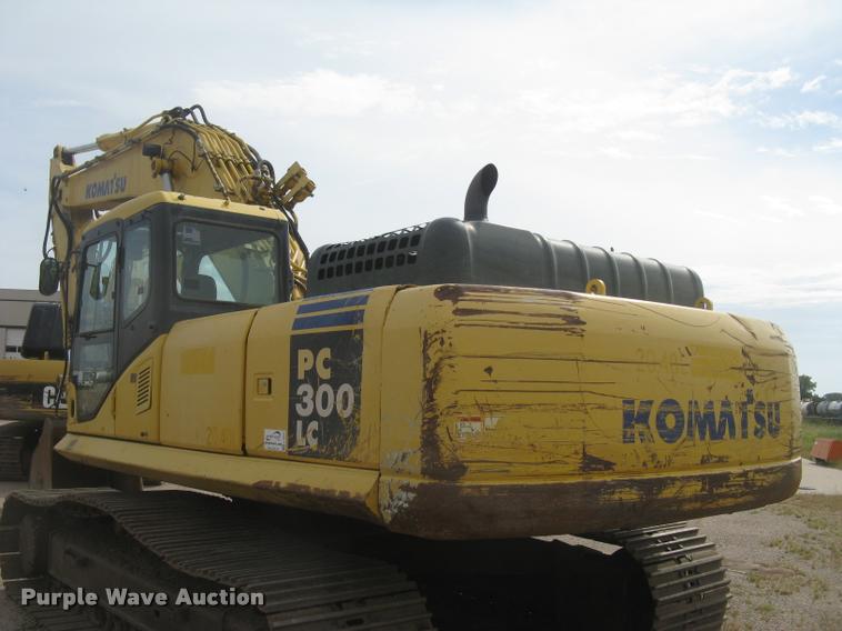 image for item L3870 2004 Komatsu PC300LC-7L excavator