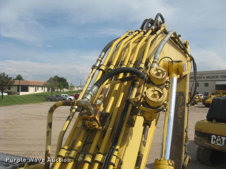 image for item L3870 2004 Komatsu PC300LC-7L excavator