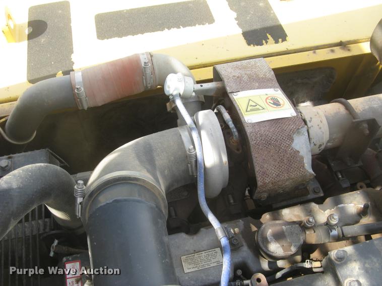 image for item L3870 2004 Komatsu PC300LC-7L excavator