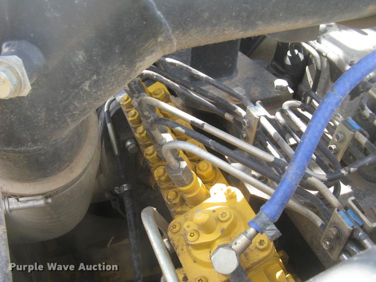 image for item L3870 2004 Komatsu PC300LC-7L excavator