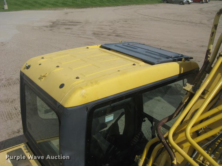 image for item L3870 2004 Komatsu PC300LC-7L excavator