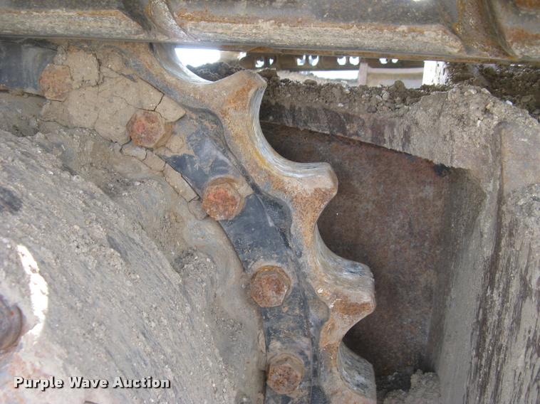 image for item L3870 2004 Komatsu PC300LC-7L excavator