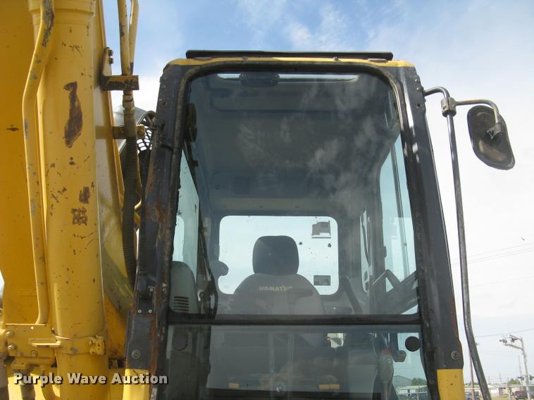 image for item L3870 2004 Komatsu PC300LC-7L excavator