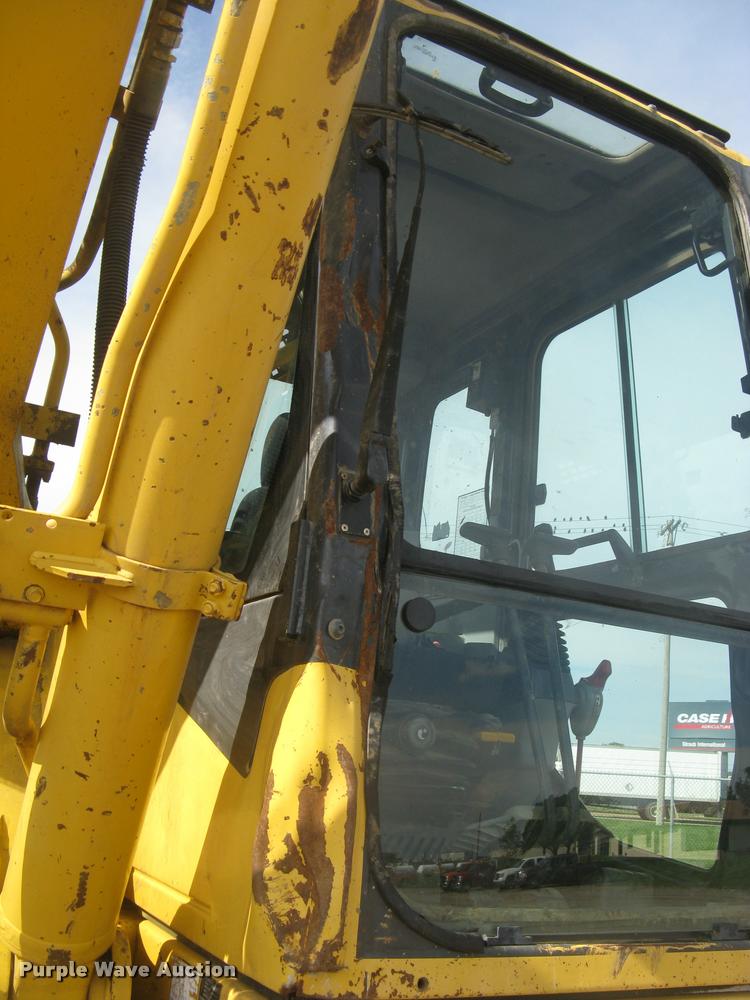image for item L3870 2004 Komatsu PC300LC-7L excavator