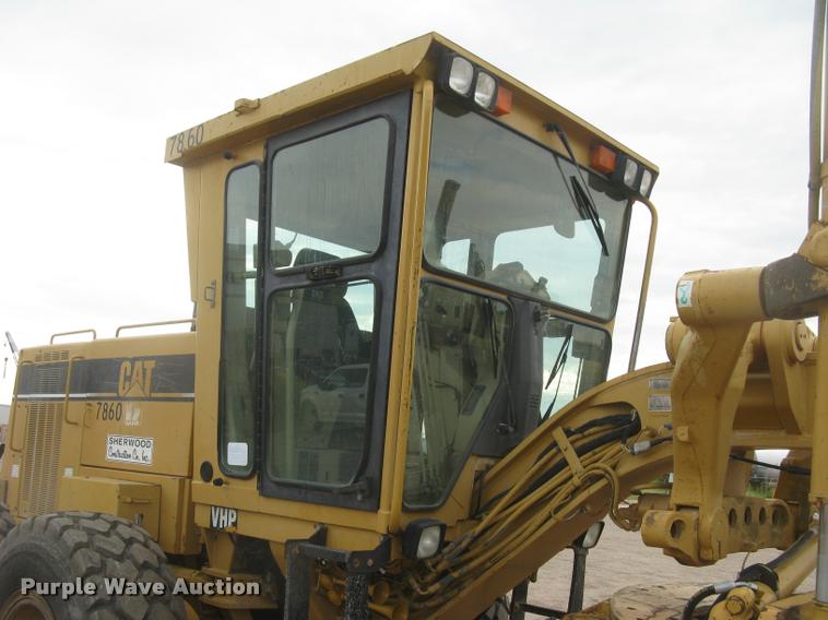 image for item L3871 1998 Caterpillar 160H motor grader