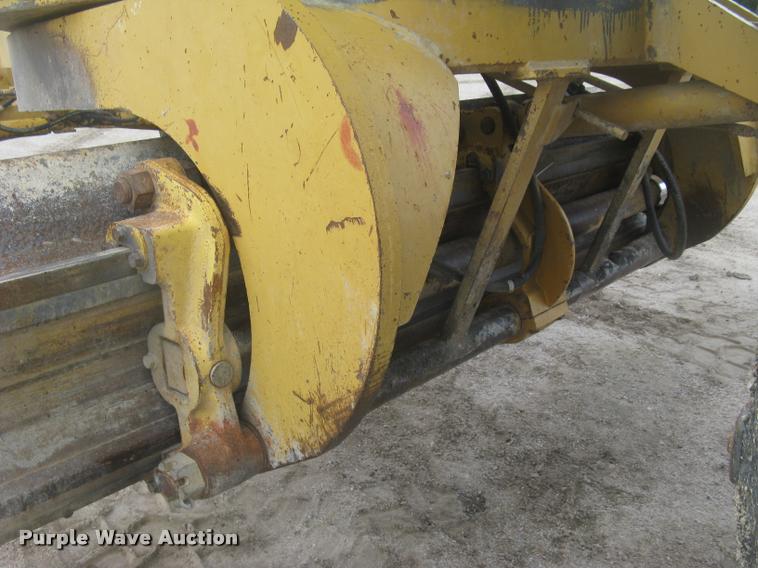 image for item L3871 1998 Caterpillar 160H motor grader