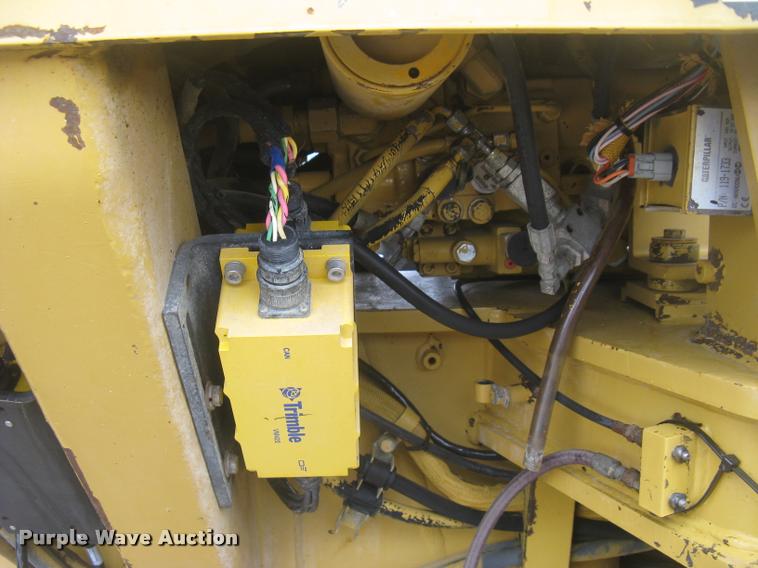 image for item L3871 1998 Caterpillar 160H motor grader