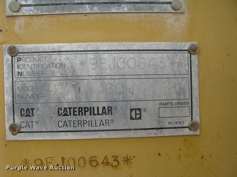 image for item L3871 1998 Caterpillar 160H motor grader