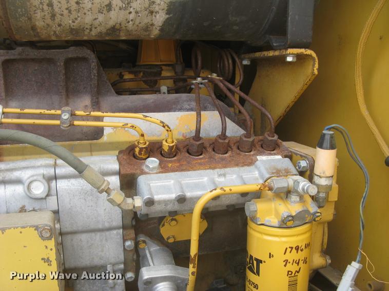 image for item L3871 1998 Caterpillar 160H motor grader