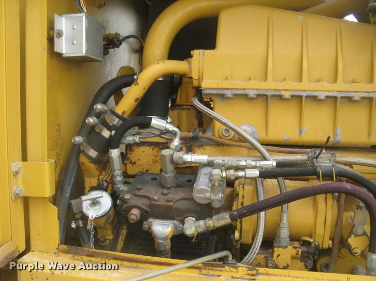 image for item L3871 1998 Caterpillar 160H motor grader