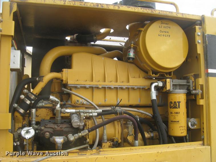 image for item L3871 1998 Caterpillar 160H motor grader