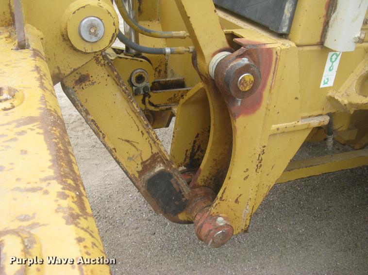 image for item L3871 1998 Caterpillar 160H motor grader