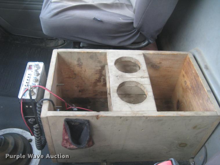 image for item L3888 1999 Freightliner FL80 service truck