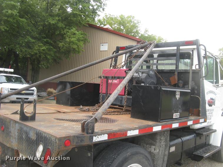 image for item L3888 1999 Freightliner FL80 service truck