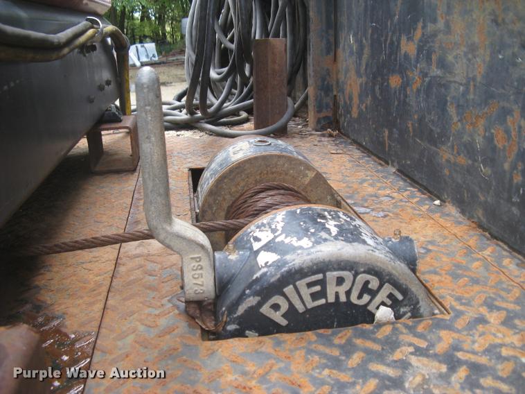 image for item L3888 1999 Freightliner FL80 service truck