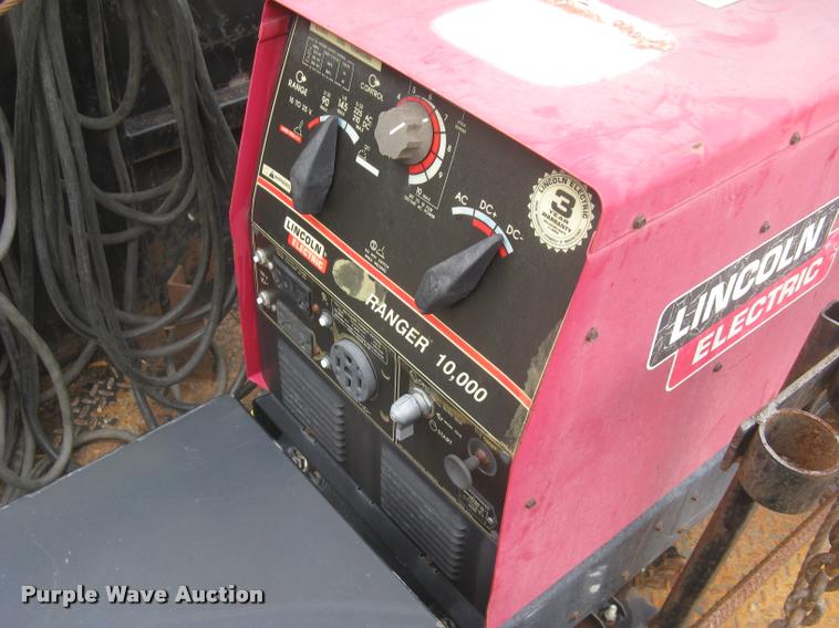 image for item L3888 1999 Freightliner FL80 service truck