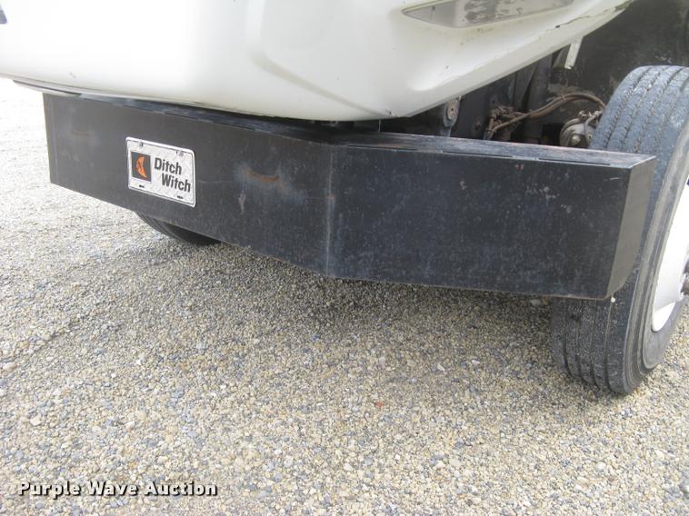 image for item L3888 1999 Freightliner FL80 service truck