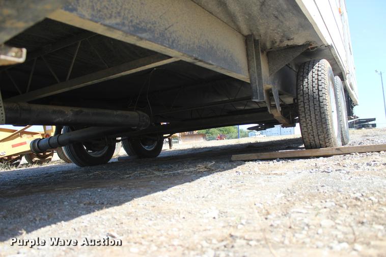 image for item L4768 2006 Gulfstream MPV-CV0H camper