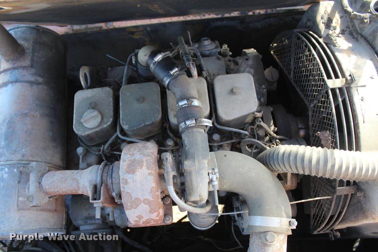 image for item L4782 Case 9020 excavator