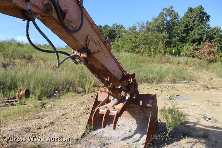 image for item L4782 Case 9020 excavator