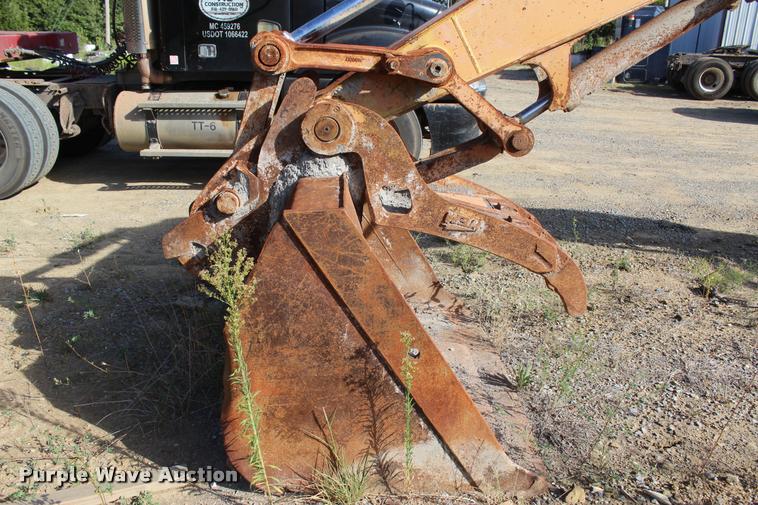 image for item L4782 Case 9020 excavator