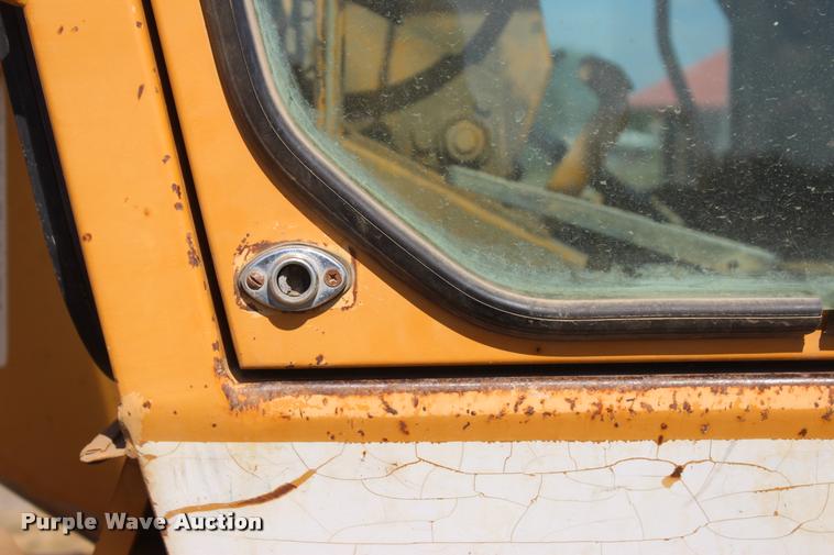 image for item L4784 Dresser 850 motor grader