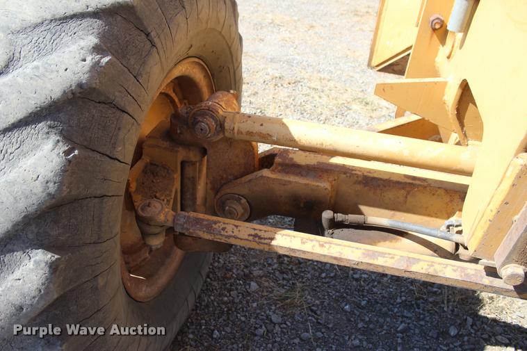 image for item L4784 Dresser 850 motor grader