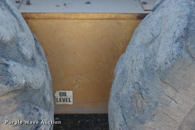 image for item L4784 Dresser 850 motor grader