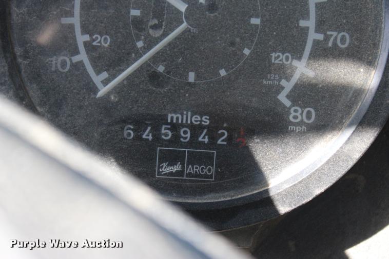 image for item L4785 1984 International C09670 tank truck