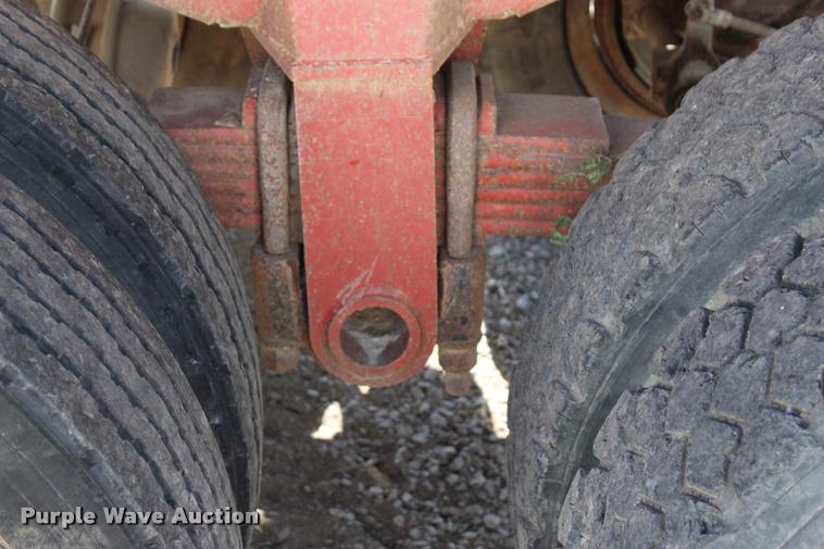 image for item L4786 1979 Fruehauf DP4-M-24 end dump trailer