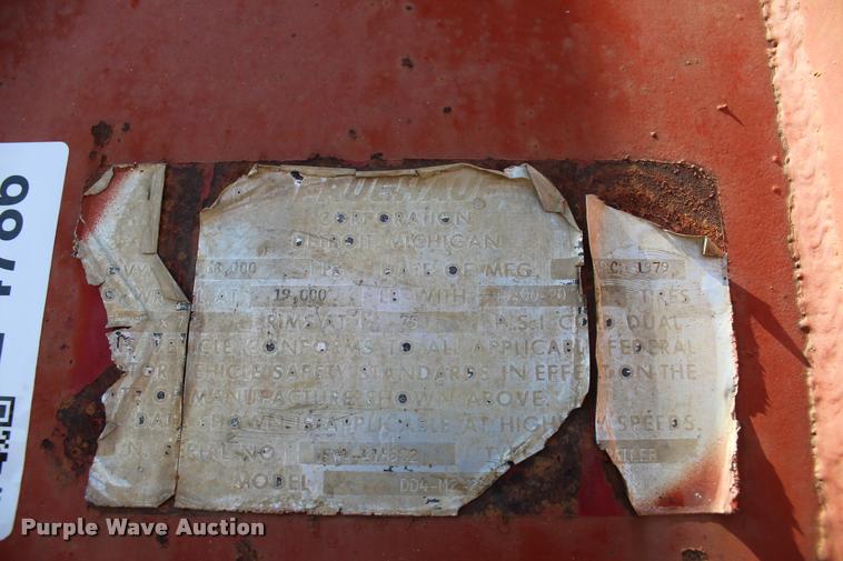 image for item L4786 1979 Fruehauf DP4-M-24 end dump trailer