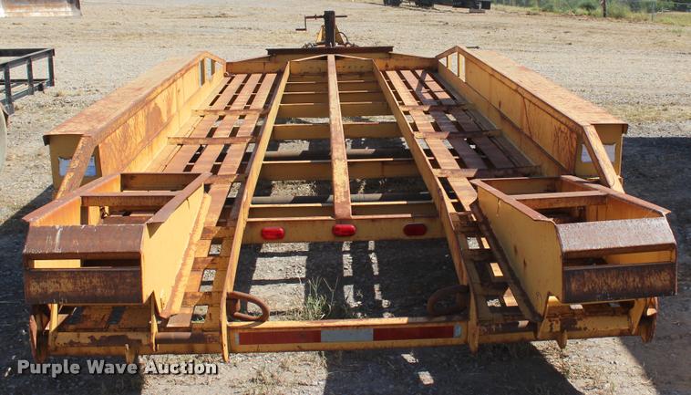 image for item L4787 1996 Strace TT equipment trailer