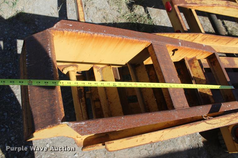 image for item L4787 1996 Strace TT equipment trailer