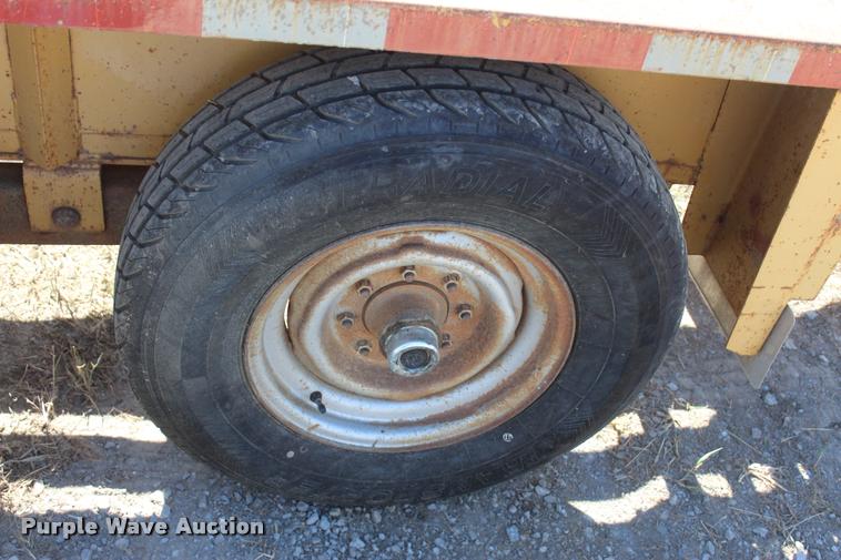 image for item L4787 1996 Strace TT equipment trailer