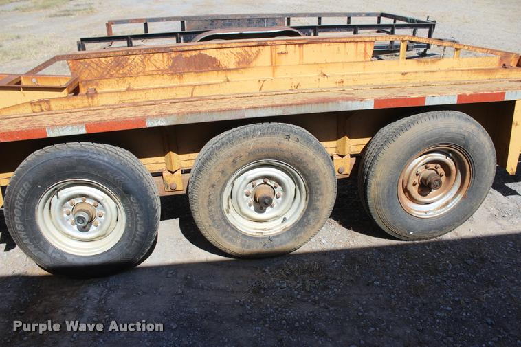 image for item L4787 1996 Strace TT equipment trailer