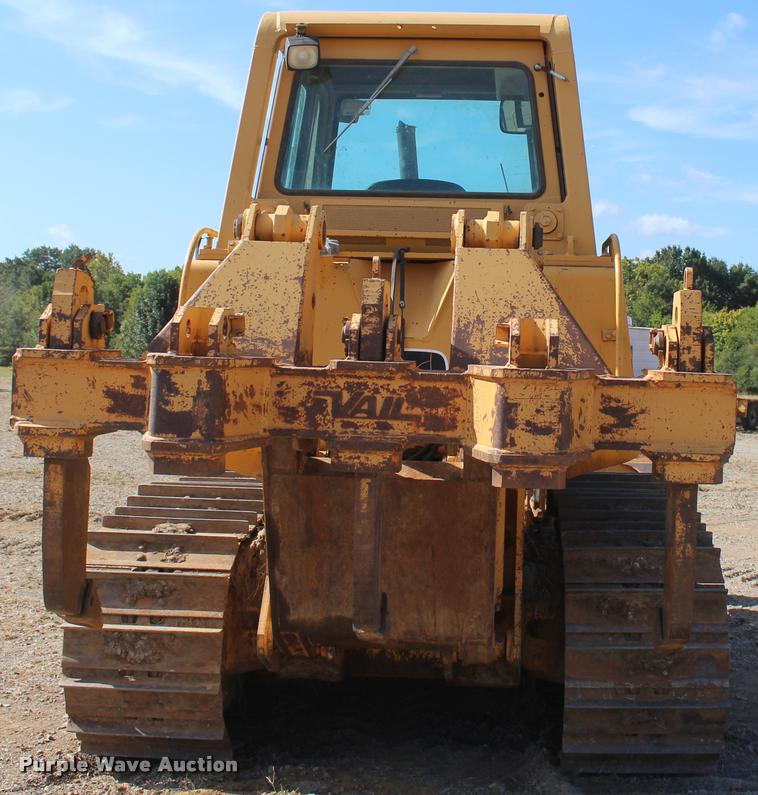 image for item L4789 1995 John Deere 750B LT dozer