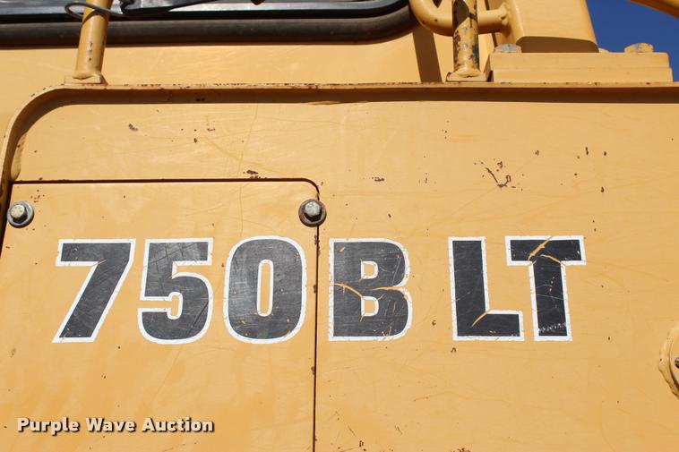 image for item L4789 1995 John Deere 750B LT dozer