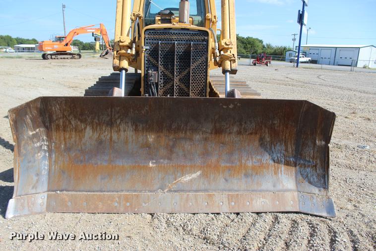 image for item L4789 1995 John Deere 750B LT dozer