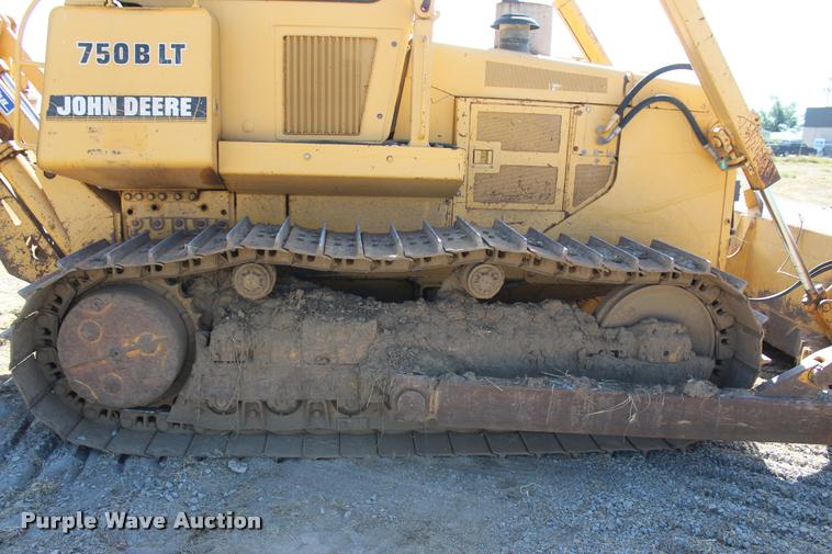 image for item L4789 1995 John Deere 750B LT dozer