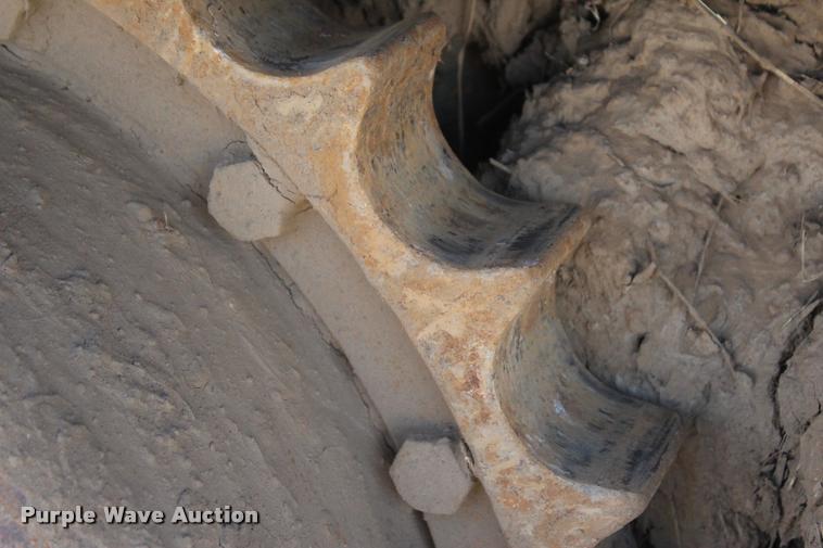 image for item L4789 1995 John Deere 750B LT dozer