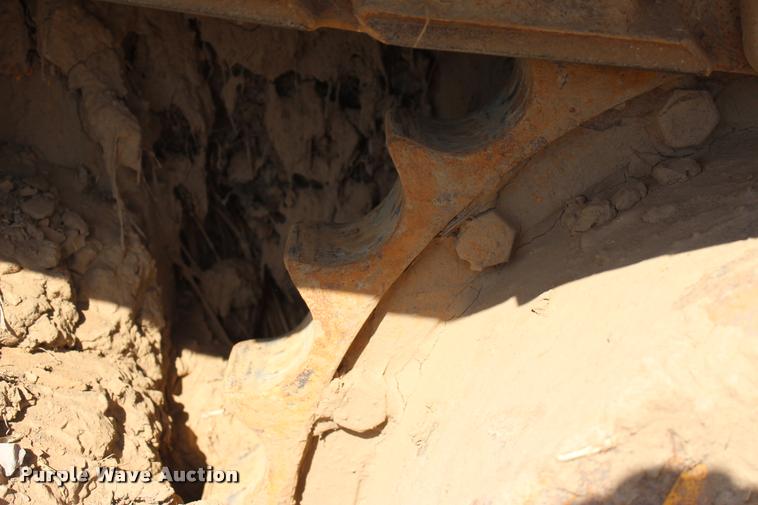 image for item L4789 1995 John Deere 750B LT dozer