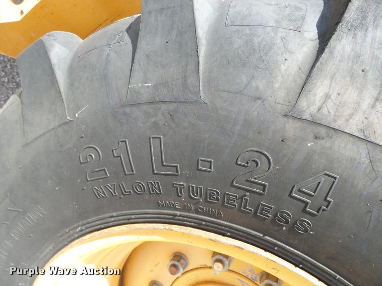 image for item L7039 2002 Case 590 Super M backhoe