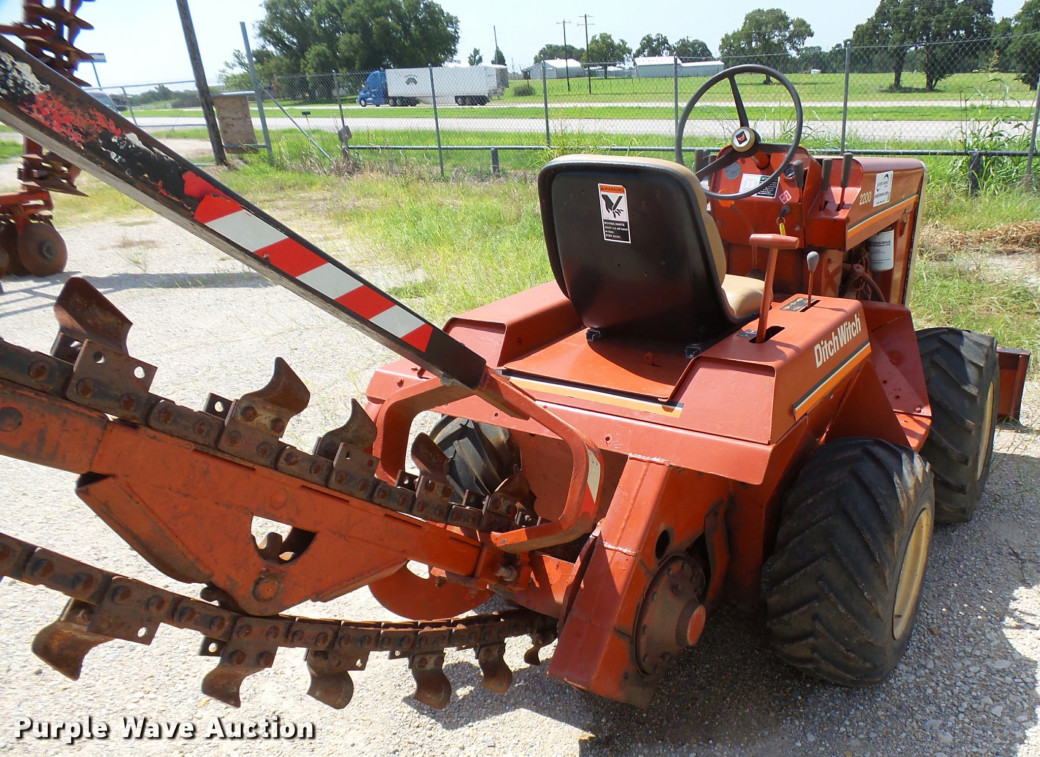 Ditch Witch 2200 trencher in Decatur, TX Item L1599 sold Purple Wave