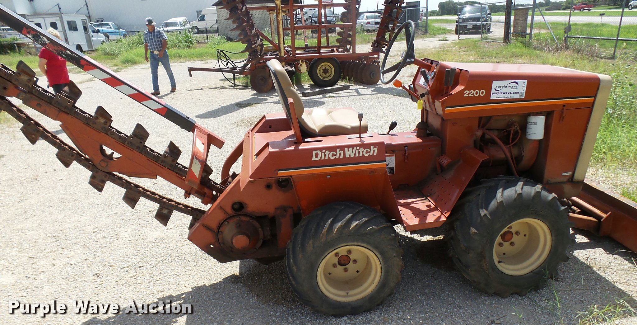 Ditch Witch 2200 trencher in Decatur, TX Item L1599 sold Purple Wave