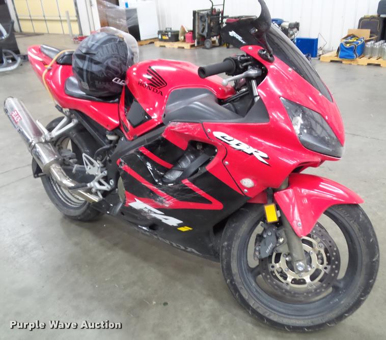 image for item BV9360 2002 Honda CBR600F4 motorcycle